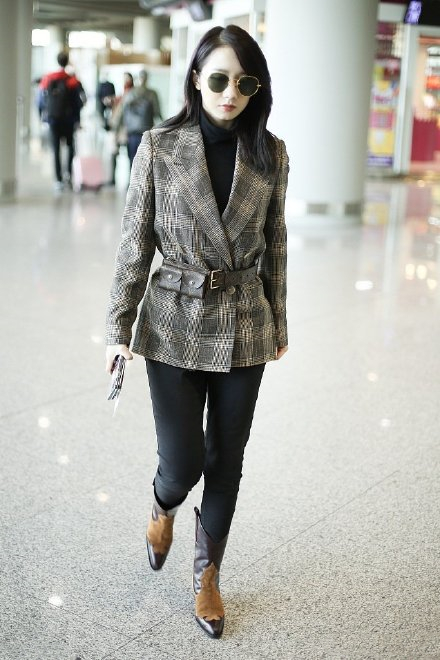 今年秋冬超火西部牛仔靴,今年流行的牛仔过膝靴