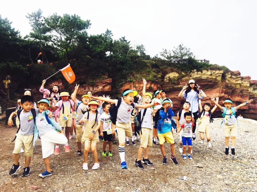 户外儿童帆板夏令营,夏令营水上乐园闯关