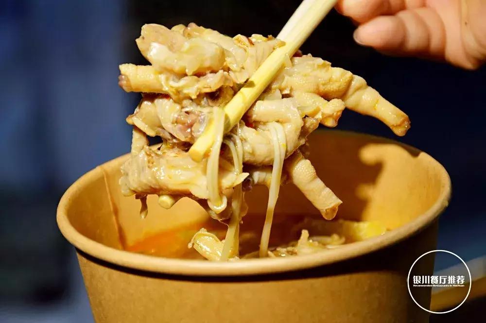 银川新夜市排队神小吃,银川新夜市排队人气小吃