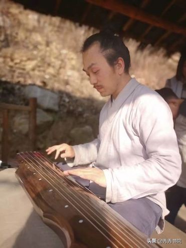 薛山个人简历,薛山长诗词作品