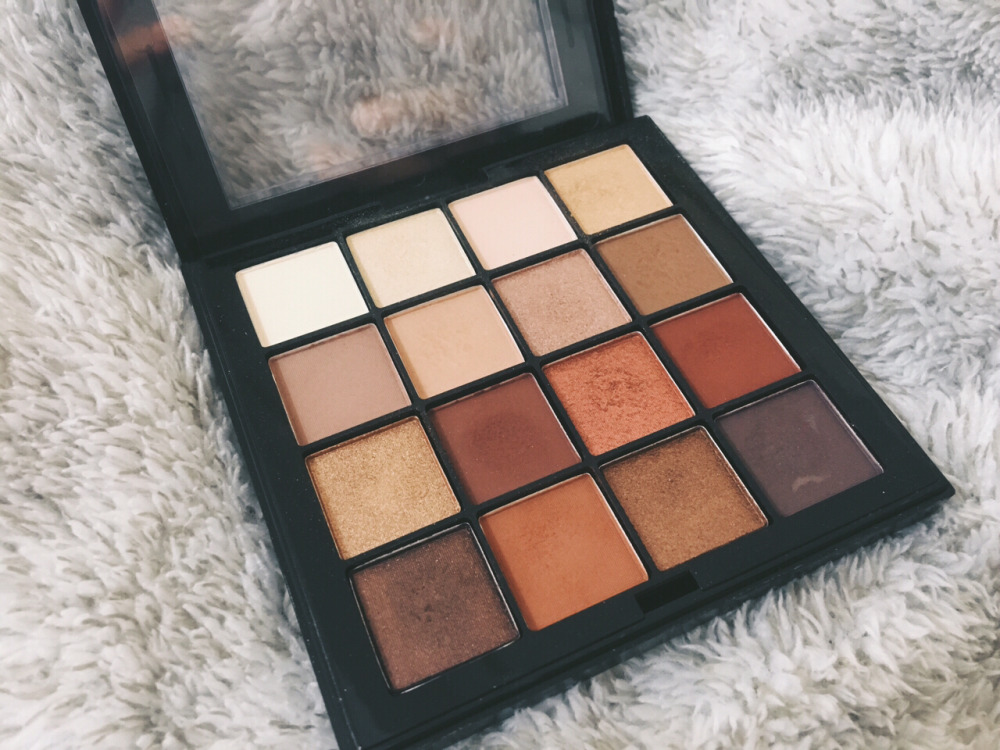 大牌初恋眼影盘测评,tomford幻魅四色眼影盘温柔初恋色