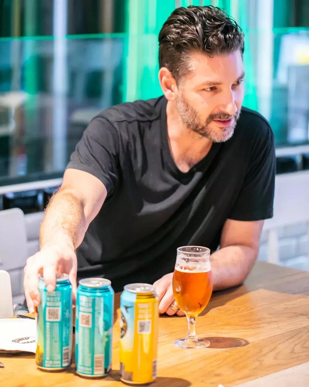 叫板星巴克臻选工坊！“酿酒工厂”鹅岛搞事啦，出了魔都限定款！