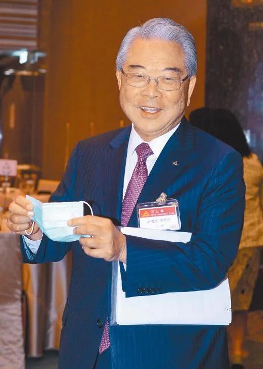 全球笔电代工大王许胜雄启动交棒,苦叹电子业都是“茅山道士”