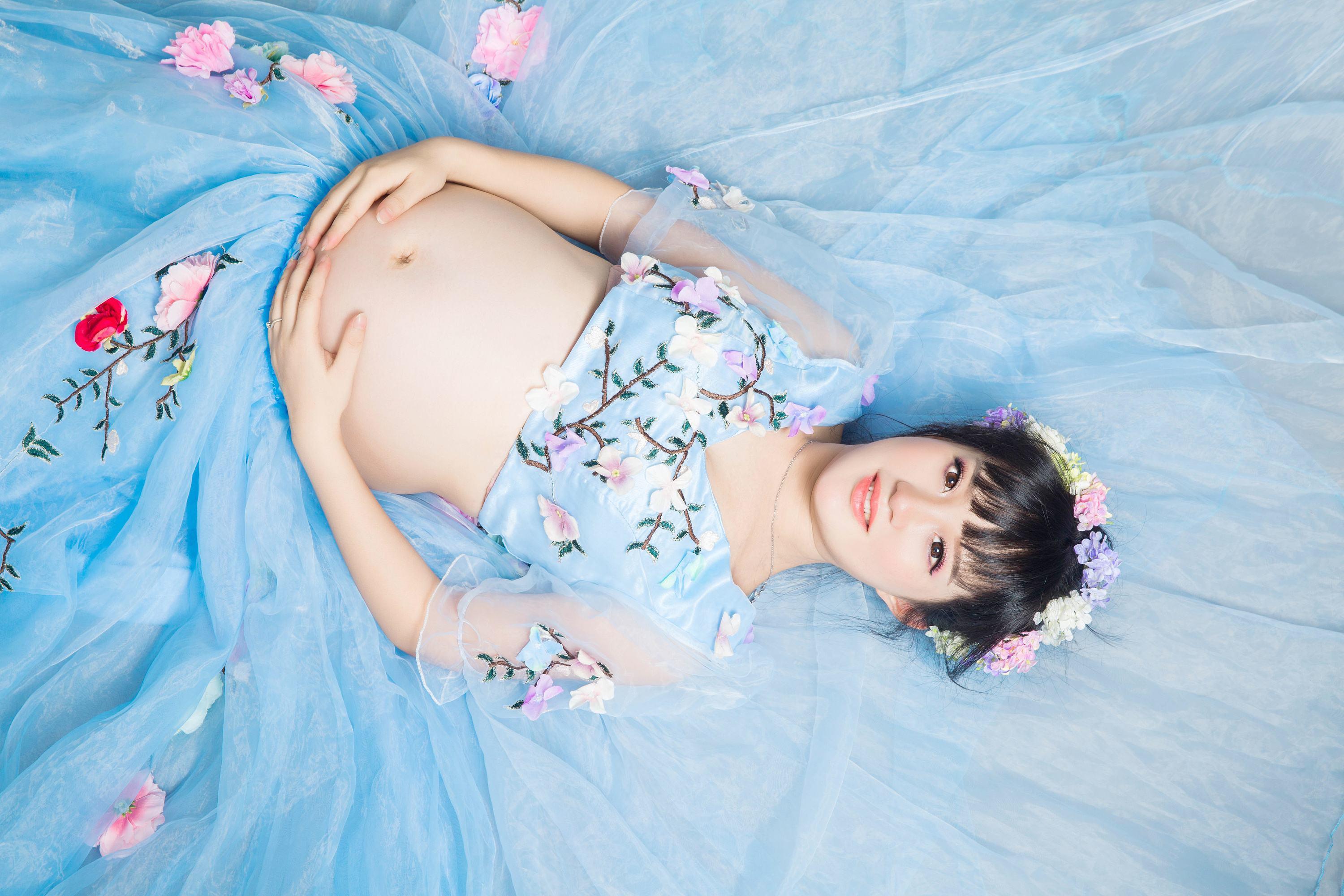 拍孕妇照穿什么鞋子,多少周拍孕妇照港风穿搭