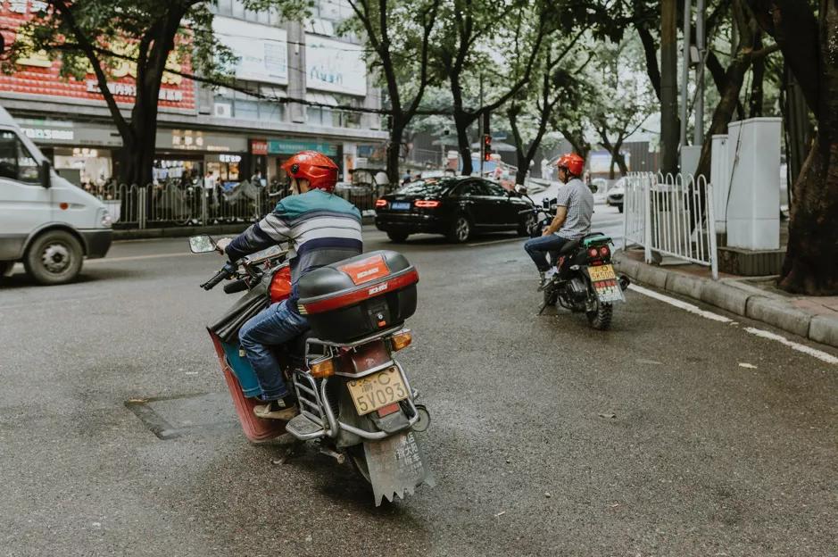 重庆魔幻与烟火并存的城市,重庆是座魔幻的城市