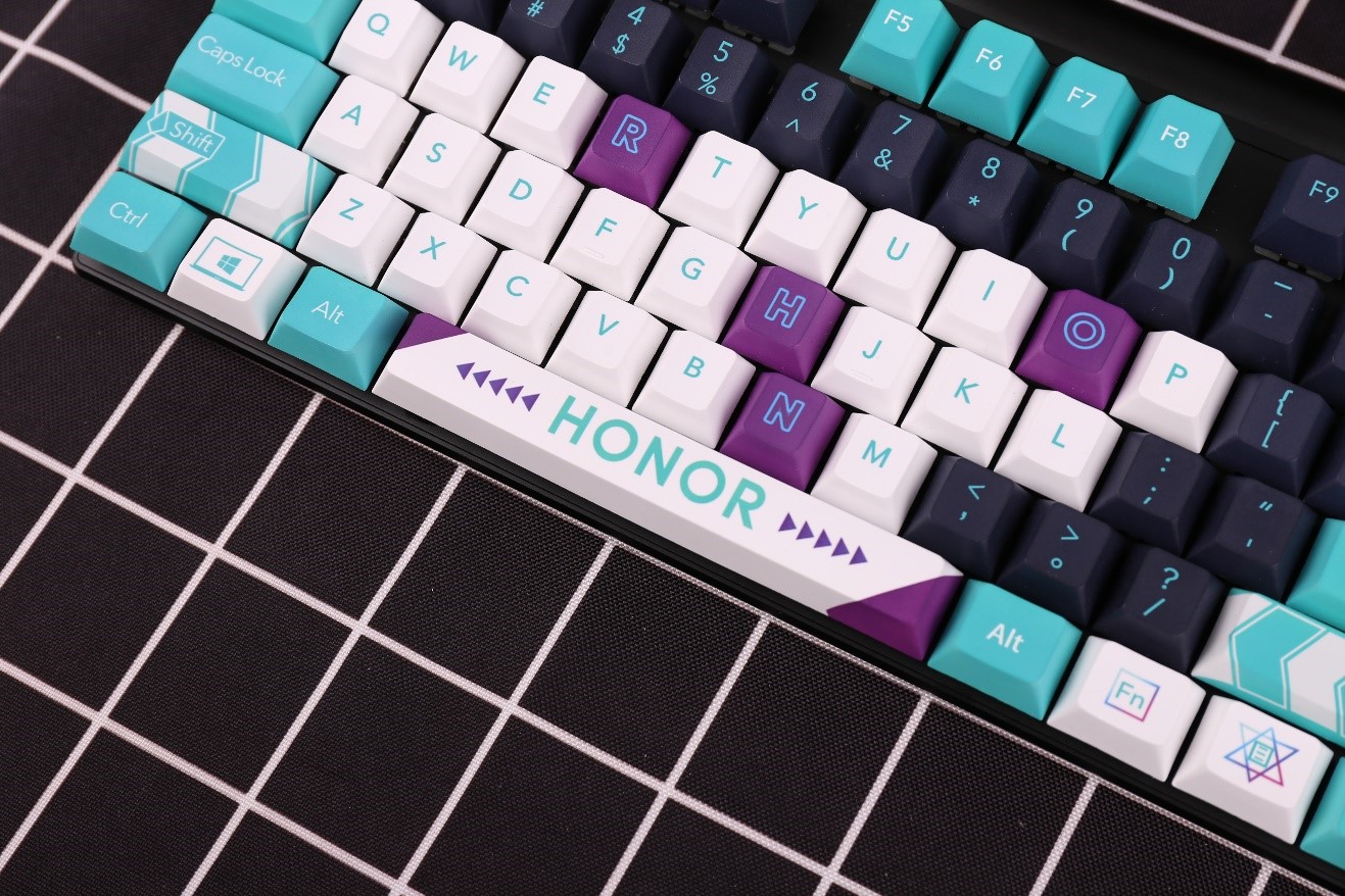 荣耀联名机械键盘怎么样,荣耀机械键盘推荐