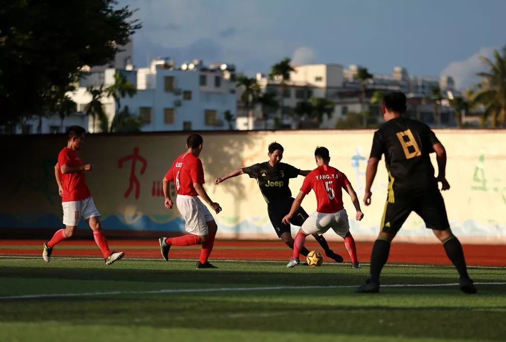 军营足球赛,走一起去看nba