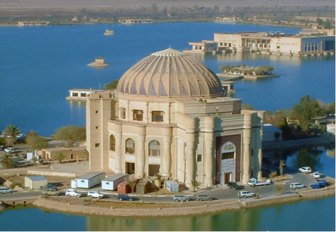 萨达姆有多少个黄金宫殿,萨达姆家族奢侈生活