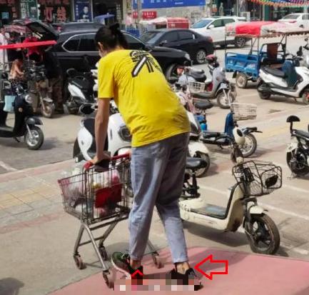 朱婷纹身图案是什么,朱婷纹身影响中国女排国际形象