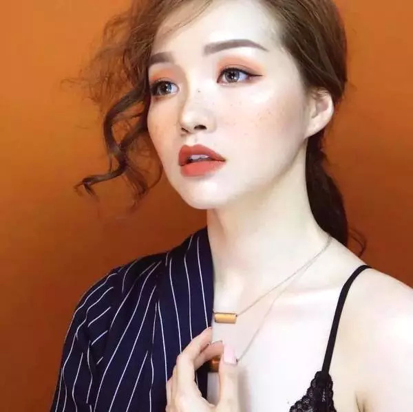 16岁女生口红推荐ysl,16岁女生适合的口红色号