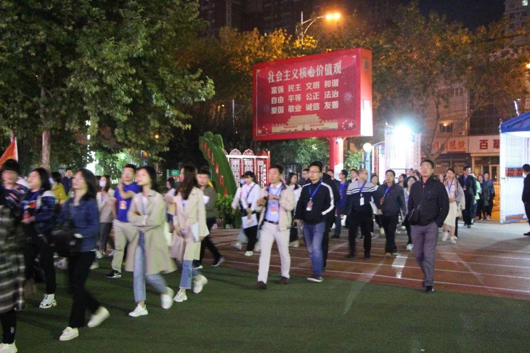 衡水十三中参观,邯郸市十一中老师参观衡水十三中