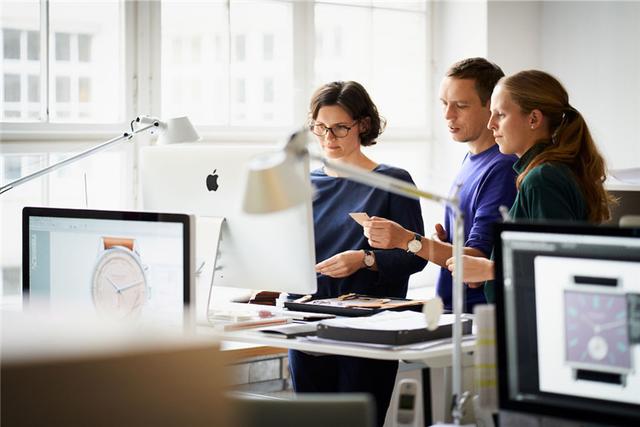 手表掉地后表针停走联系售后热线