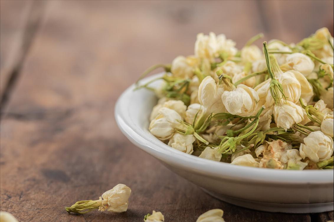 为什么北方人爱喝茉莉花茶,南方茉莉花茶和北方茉莉花茶