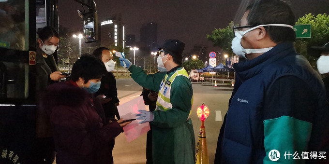 口罩买不到了用普通口罩可以吗,口罩都买不到怎么戴口罩