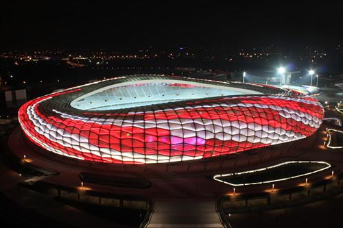 中超16强主场场馆,球迷观看中超比赛