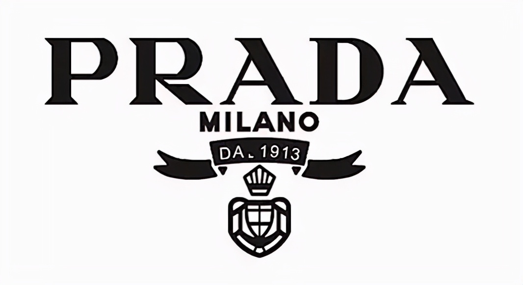 PRADA是如何成为时尚王国的女王？