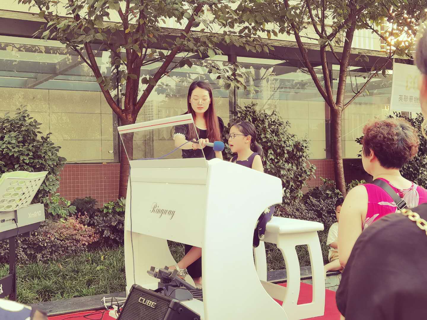 当“晓雯”走进社区，音乐曼妙，生活灵动