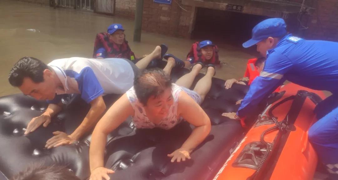 澧县雄鹰救援队来津市,澧县雄鹰救援队志愿广西