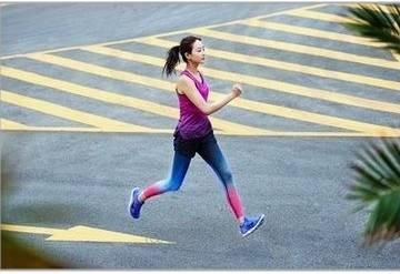 跑步膝盖疼痛的原因和治疗方法,跑步回来腿部疼痛是什么原因