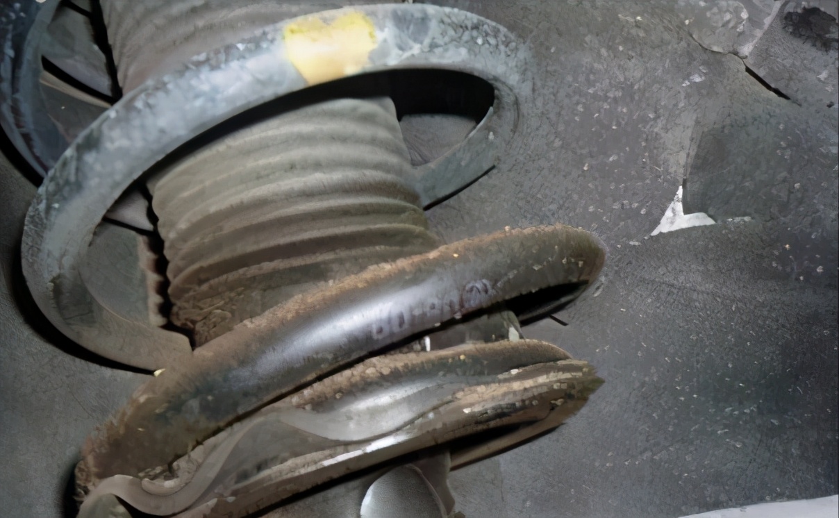 减震器压力轴承异响,减震器为什么会咚咚咚响声