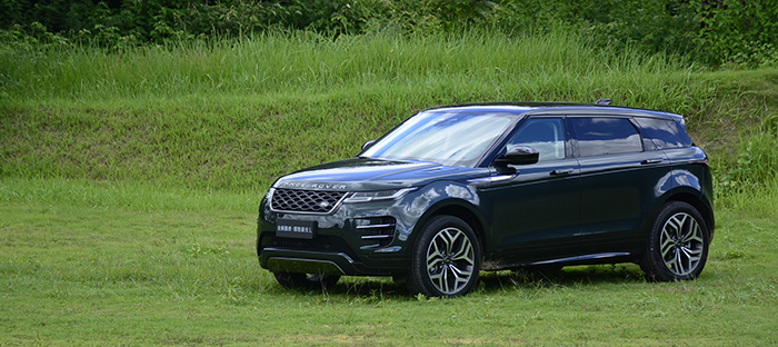 全系2.0t+8at,路虎揽胜极光l2024款对比揽胜运动