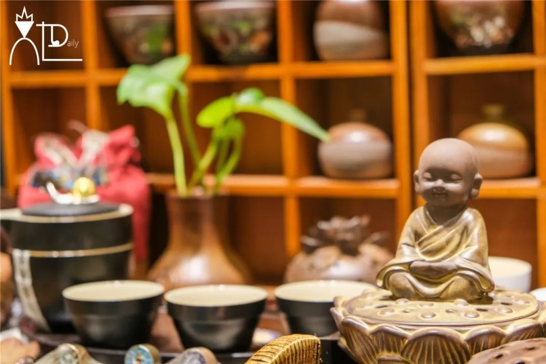 青岛陶瓷餐具哪里卖,青岛瓷器餐具店