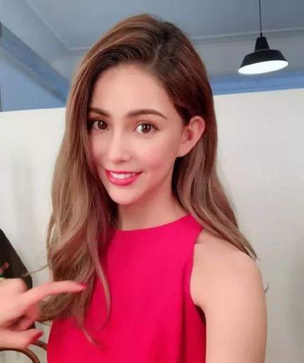 “空气刘海”退位了，今年流行这4种刘海，关晓彤、昆凌都上头了