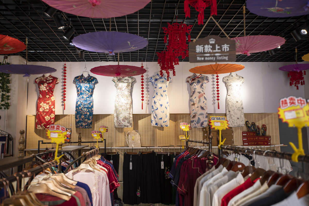 楠嗛┘宸℃父澶滄櫄,楠嗛┘宸℃父