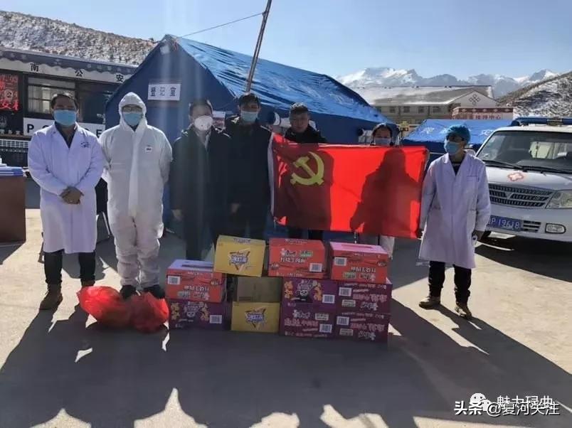 党员争当采购员为民服务 (党员变身采购员关爱服务送上门)