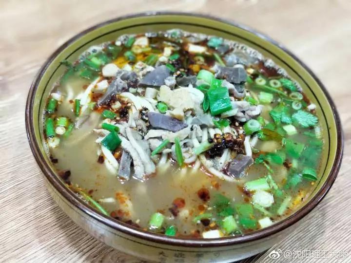 东北宿舍很漂亮的大学,东北大学豪华宿舍