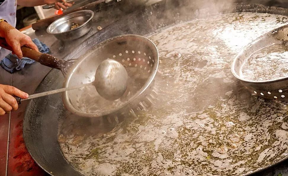 川渝香辣跷脚牛肉,川菜跷脚牛肉制作过程