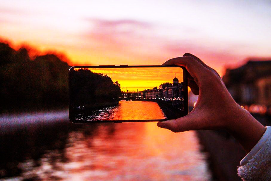 小米10pro对比oppofindx2pro,小米手表和oppowatch哪个性价比高