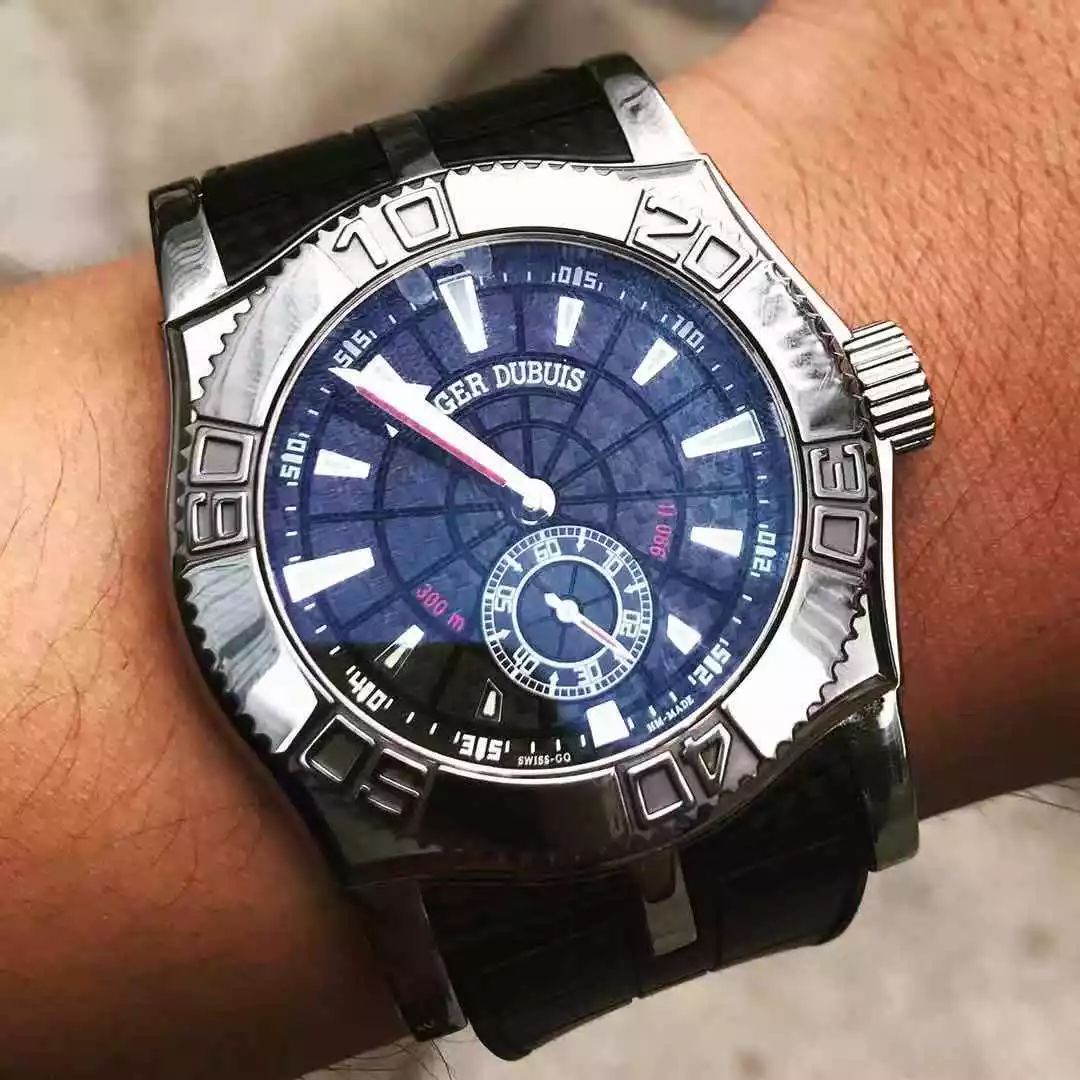 一入表坑深似海，居然有人一年买了24块手表？