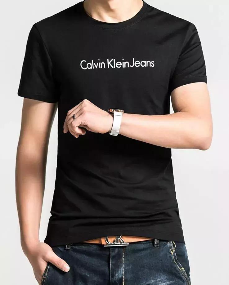 ck内裤的品牌由来和代言人,美国第一大设计品牌