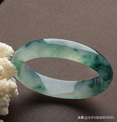 高冰种翡翠与糯冰种翡翠区别,冰种与高冰的辨别