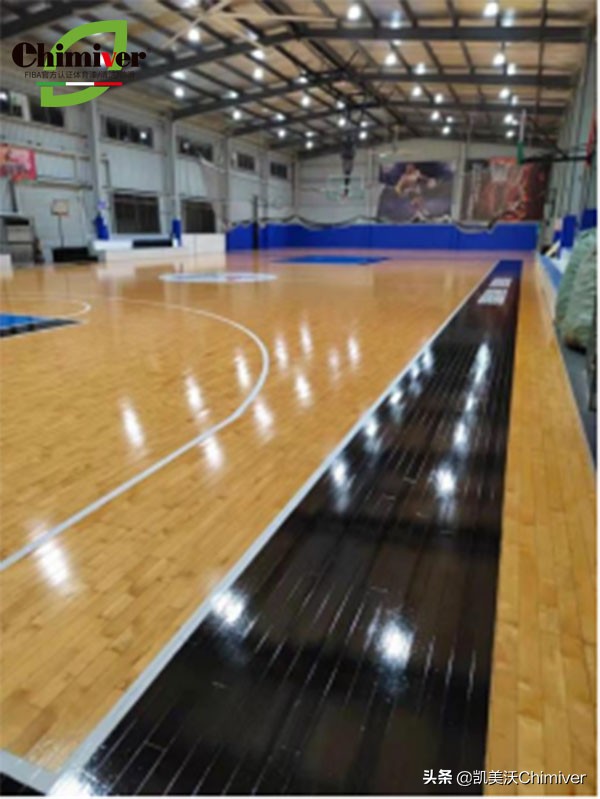 运动木地板彩漆,运动木地板漆施工视频