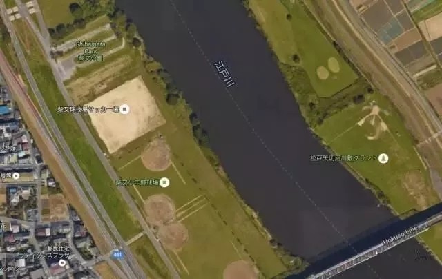 为什么日本校园足球水平那么高,中国的校园足球对比日本校园足球