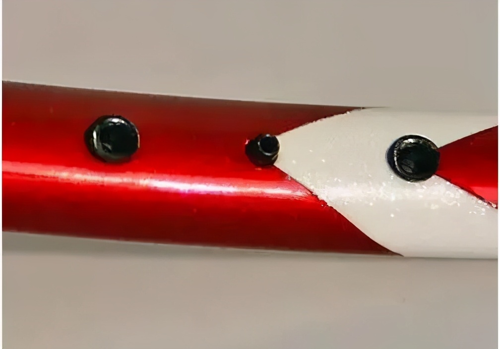 yy羽毛球拍真假辨别图,怎么查询胜利羽毛球拍真假