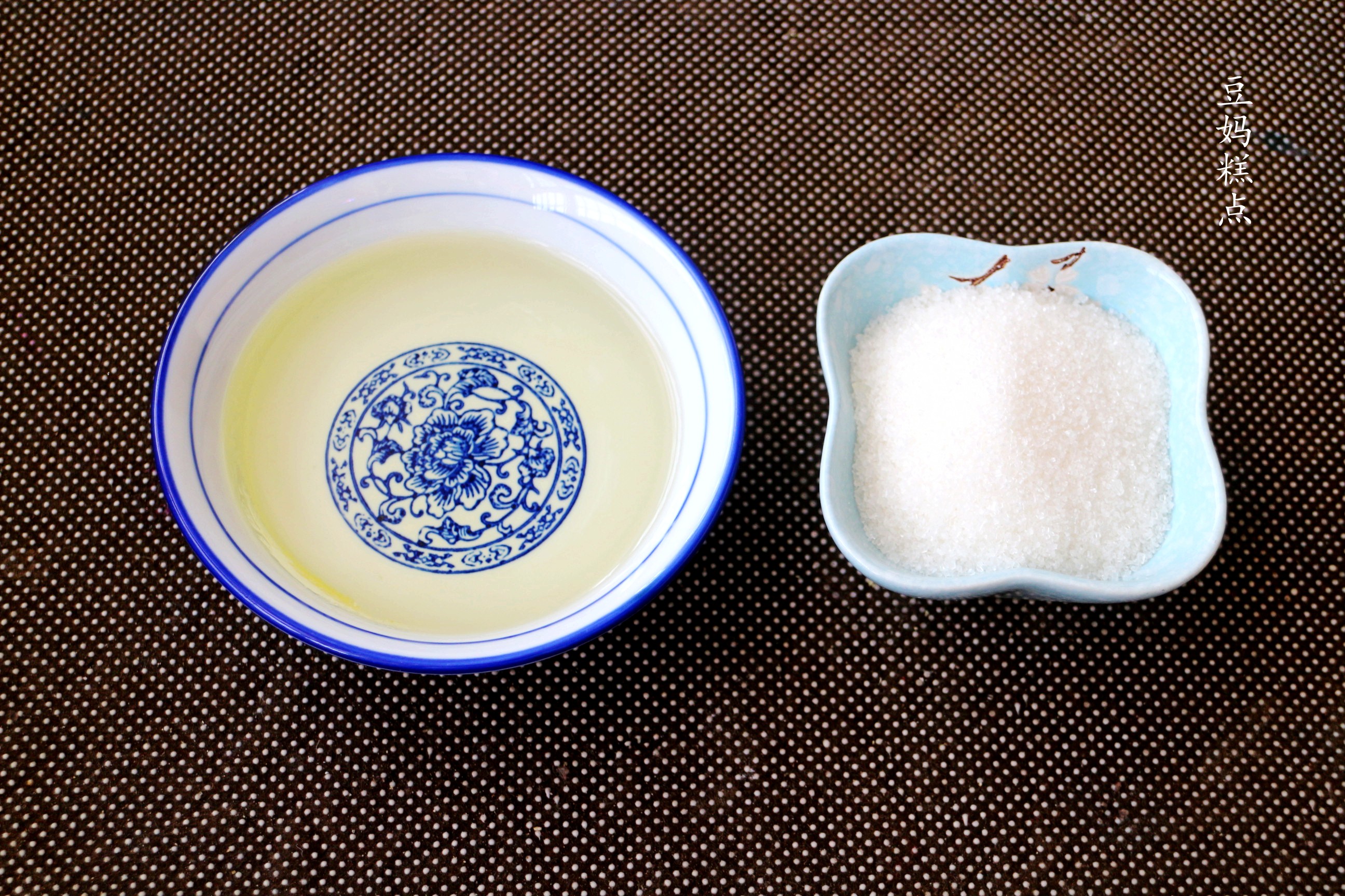 怎么自制绿豆糕好吃窍门,自制绿豆糕用什么方法