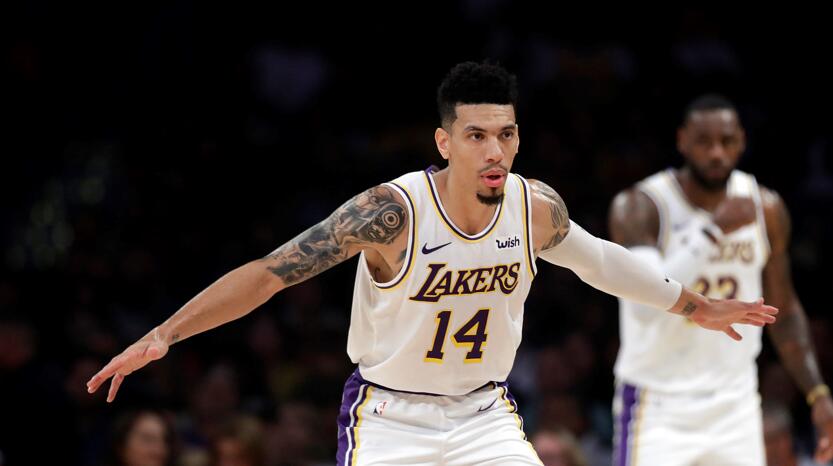 丹尼格林实战三分,丹尼格林追分