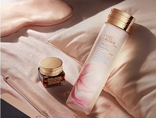 化妆前怎么护肤不卡粉步骤,化妆做好哪一步不容易卡粉