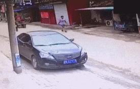 搞笑GIF段子：.我的小萝莉呢？你还我的小萝莉