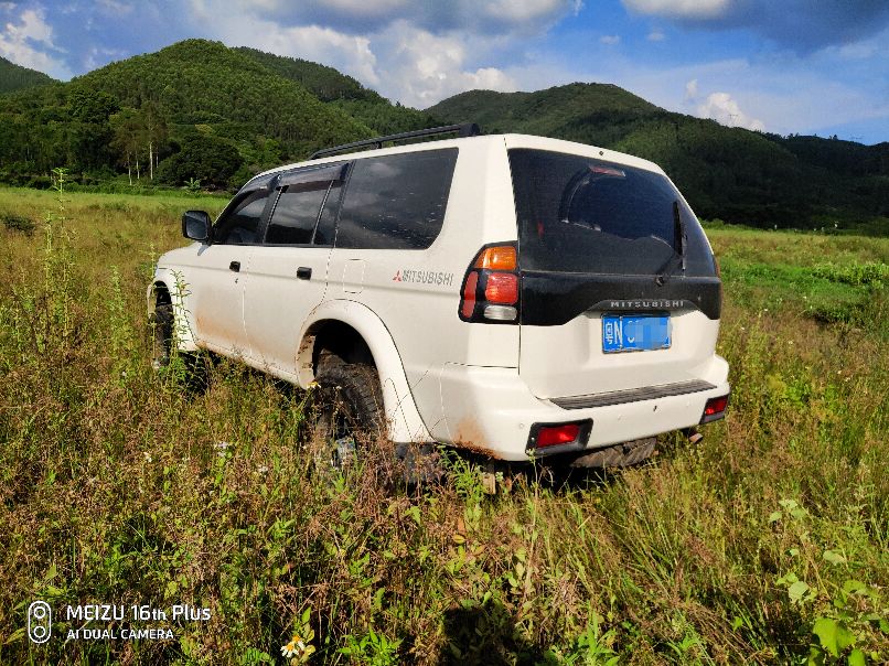 帕杰罗速跑是否是超选四驱系统,男人都梦想有一辆车