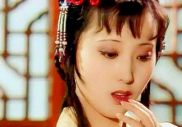 红楼梦葬花吟花谢花飞花满天,葬花吟黛玉葬花红楼梦