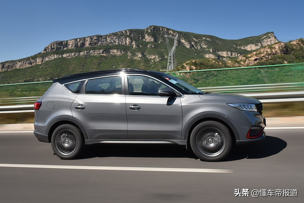 东风风光580红星版手动精英版试驾,580东风风光2021款落地价