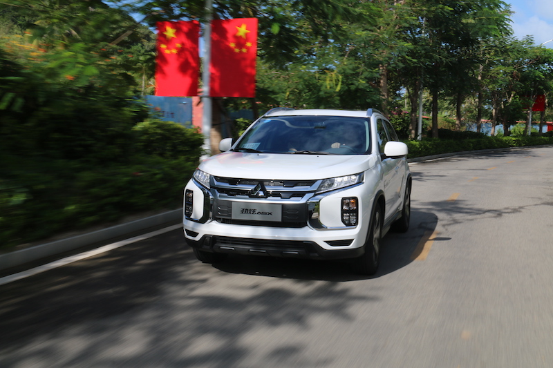 三菱劲炫2020款智领版优缺点,三菱劲炫自动挡四驱价格表二手