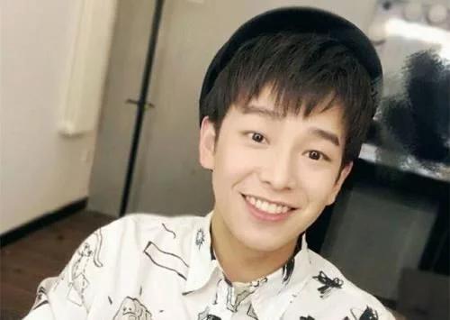 王一博钢铁直男名场面,王一博是钢铁直男还是猛男