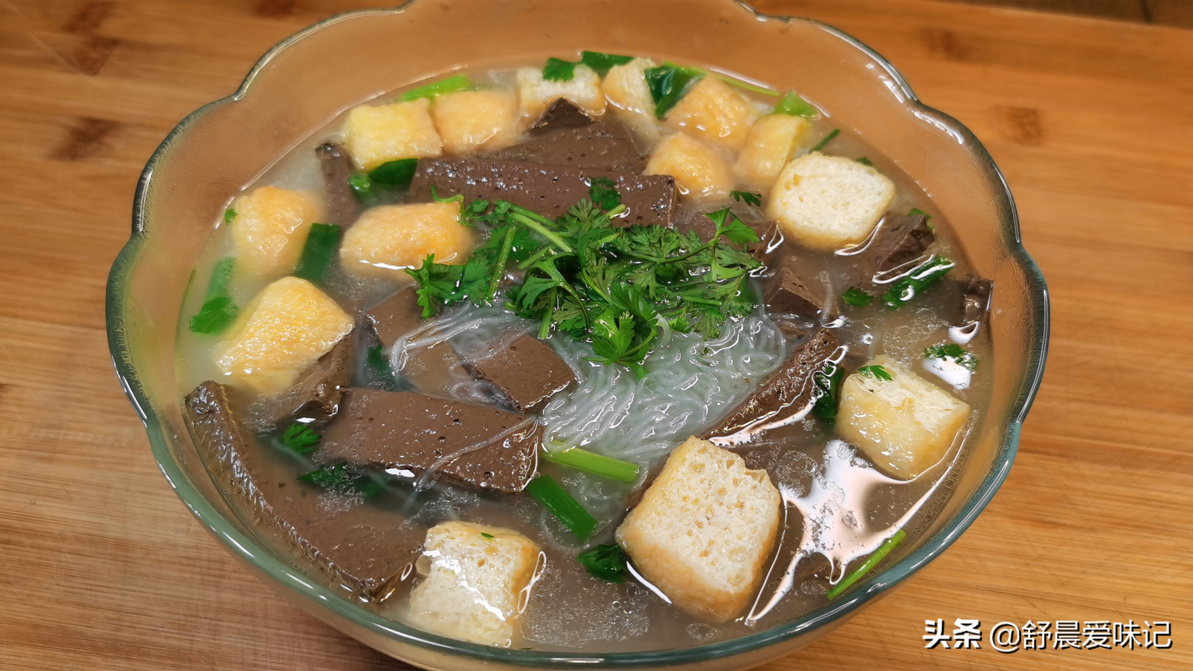 鸭血粉丝汤简单正宗做法,鸭血粉丝汤自己做