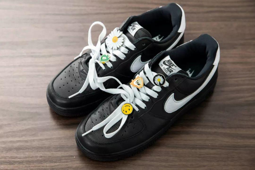 怎么系鞋带扁的鞋带不容易掉,明星同款鞋带怎么系