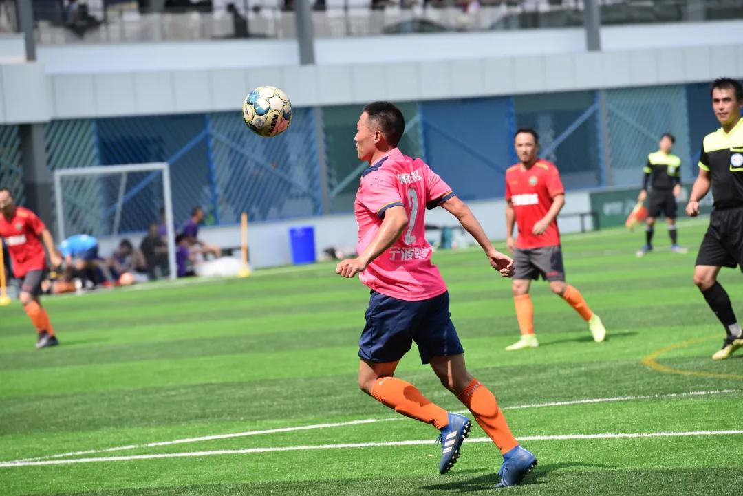 踢球的第十个年头,从此踏上了追求足球梦想的旅程